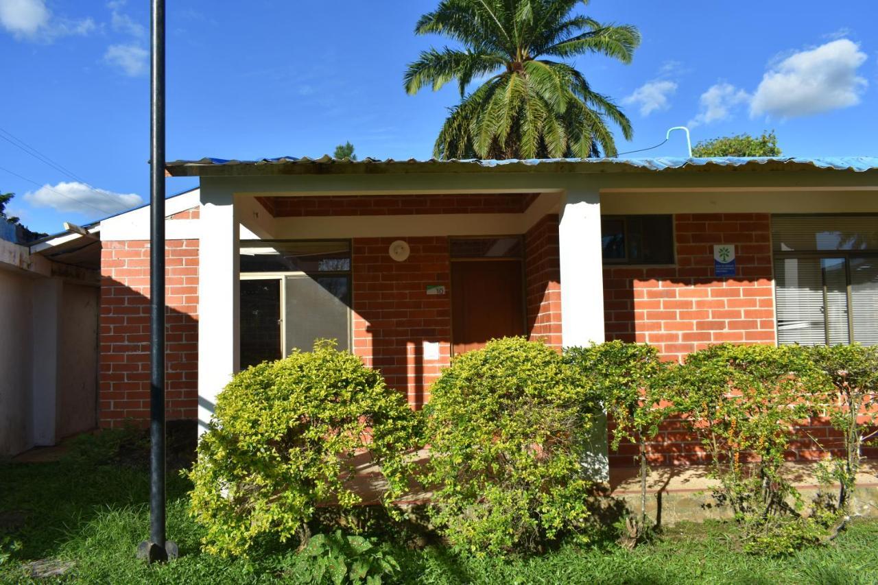 Club Bella Suiza - Carlos Ossa Escobar Marsella  Exterior foto